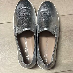 BCBGeneration Silver Sneakers Sleek Metallic Design